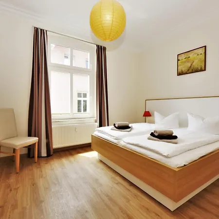 Brise Lindenstrasse App 07 * 塞巴特黑灵斯多夫